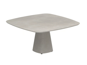 CONIX - Square garden table _ Royal Botania